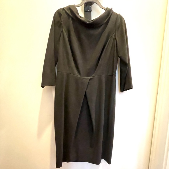 Sophisticated and soft, fully lined grey dress - Picture 3 of 3